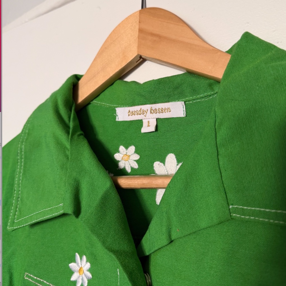 Tuesday Bassen / Tuesday of California Diner Dress - Green Daisy - Picture 3 of 5